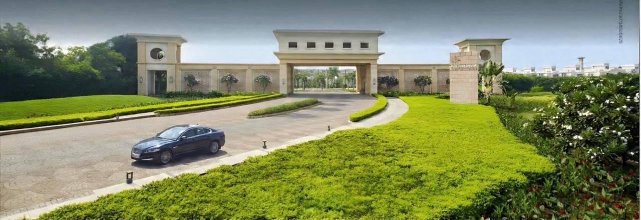 The majestic entrance gate of Anandam World City, Raipur